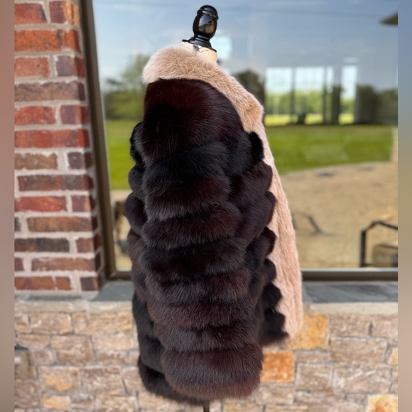 L/XL Black Fox Fur Jacket Puffer Style w/ Amber Fox Trim Real Genuine Fur - Picture 3 of 11